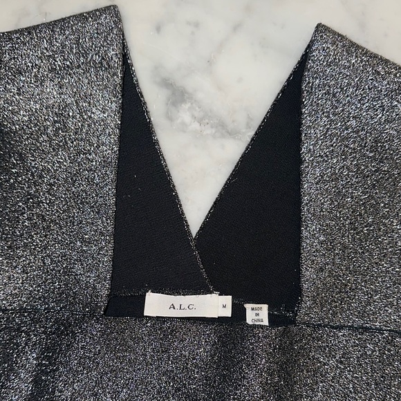 A.L.C. Ali silver metallic crop top - Picture 4 of 5